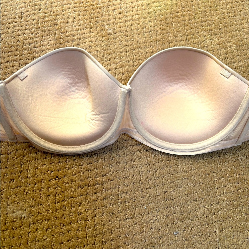 Calvin Klein Nude Strapless Bra - Picture 7 of 7